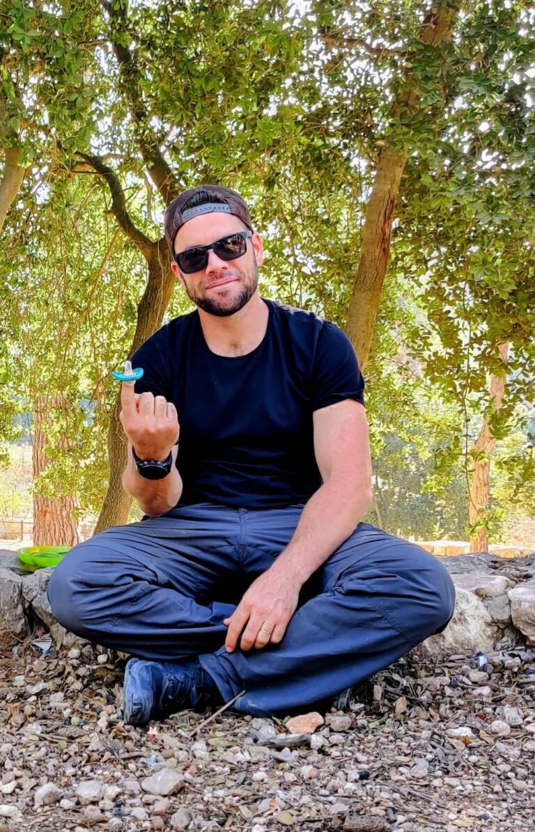 אזרחי 4