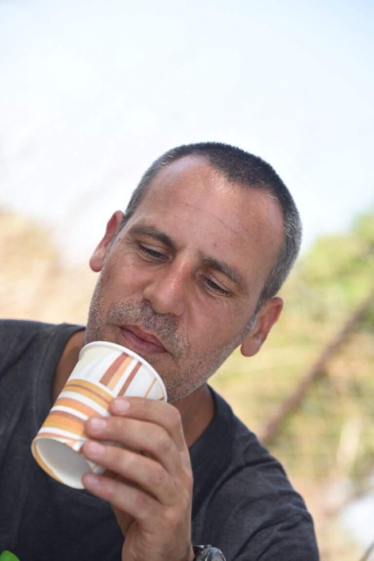 אזרחי 8